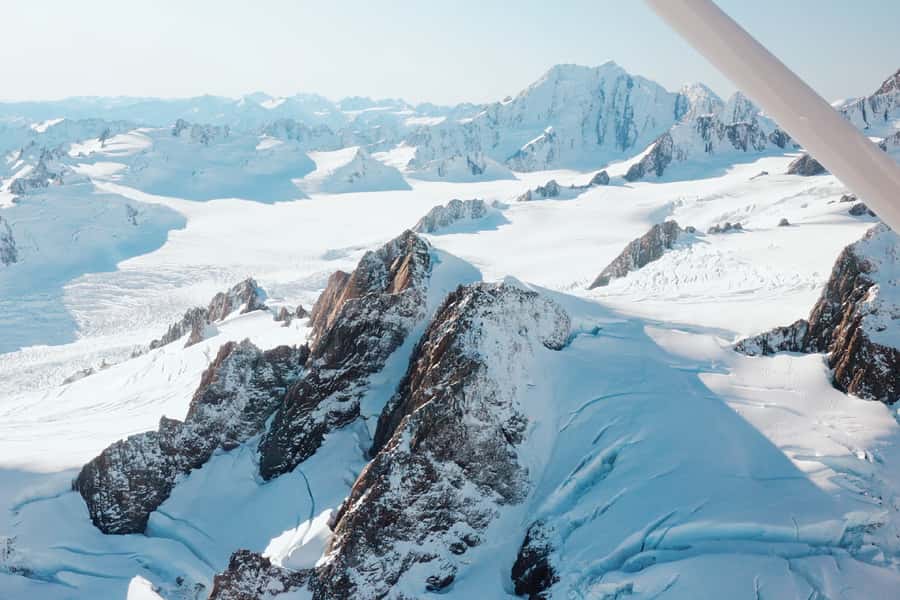 From Queenstown: Mount Cook Day Trip via Scenic Flight - Your window-seat moment over Mount Cook’s highest ridge