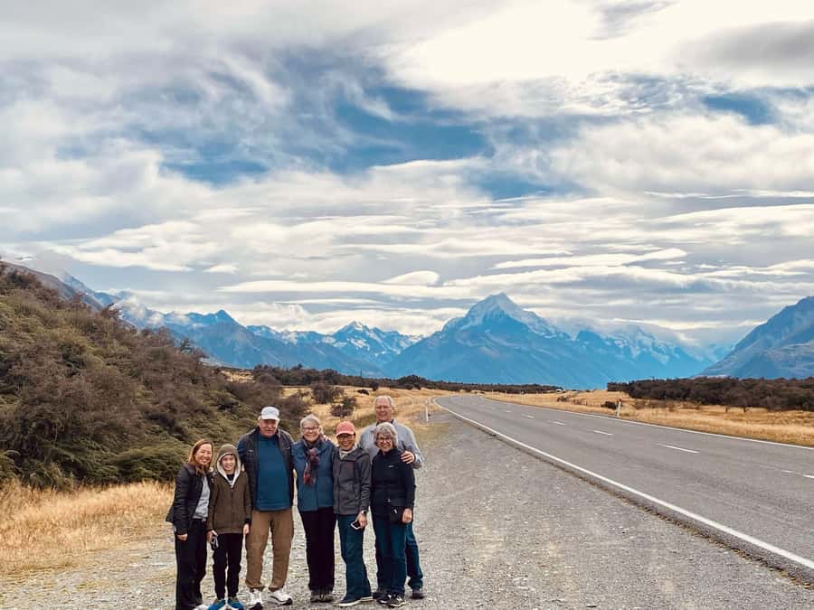 From Queenstown: Mount Cook Heli-Hike and Bus Tour Combo - Riding out of Queenstown, and why the bus portion matters