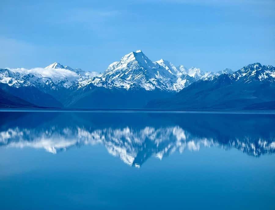 From Queenstown: Mount Cook Scenic Day Tour - Kawarau Gorge, Lake Dunstan, and Lindis Pass, the drive that sets expectations