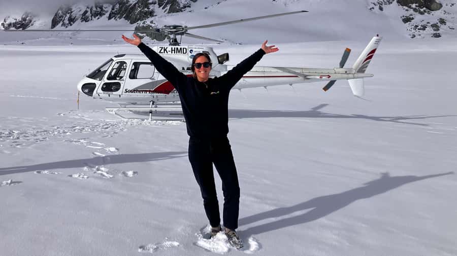 From Queenstown: Mount Cook Scenic Day Tour - Pickup, small-group pacing, and how the guides keep the day smooth
