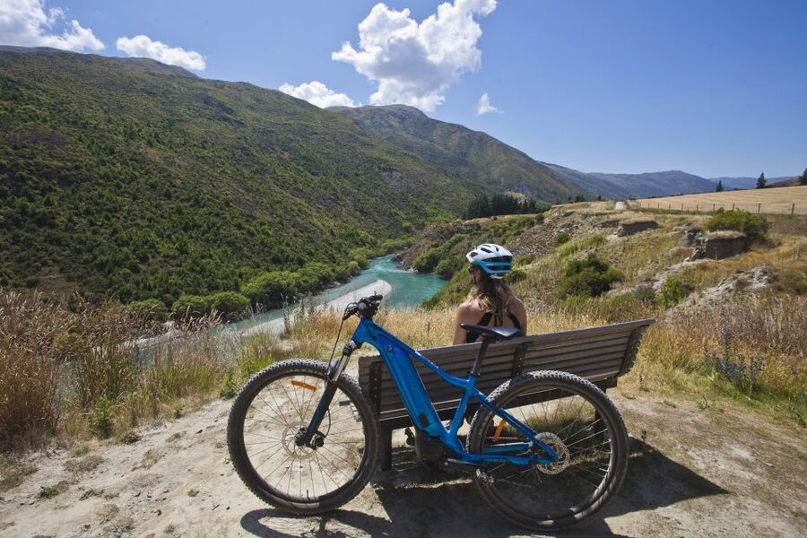 From Queenstown: 'Valley of the Vines' Wine and Bike Tour - Timing Back to Queenstown: Why the End Pickup Matters