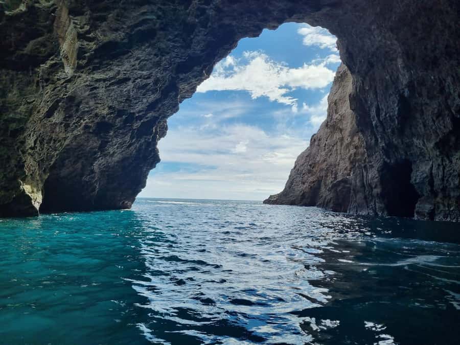 From Tairua: 2 Hour Cathedral Cove Tour with Local Guide - What it is like with real local guidance (and how the skipper handles weather)