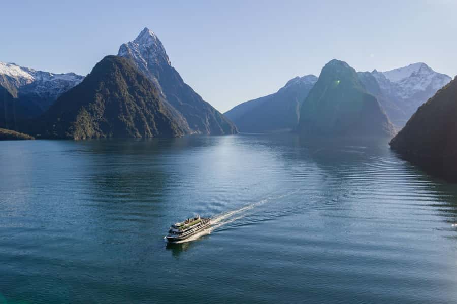 From Te Anau: Milford Sound Cruise and Coach Day Trip - A Milford Sound Day Trip From Te Anau, Built for Big Views