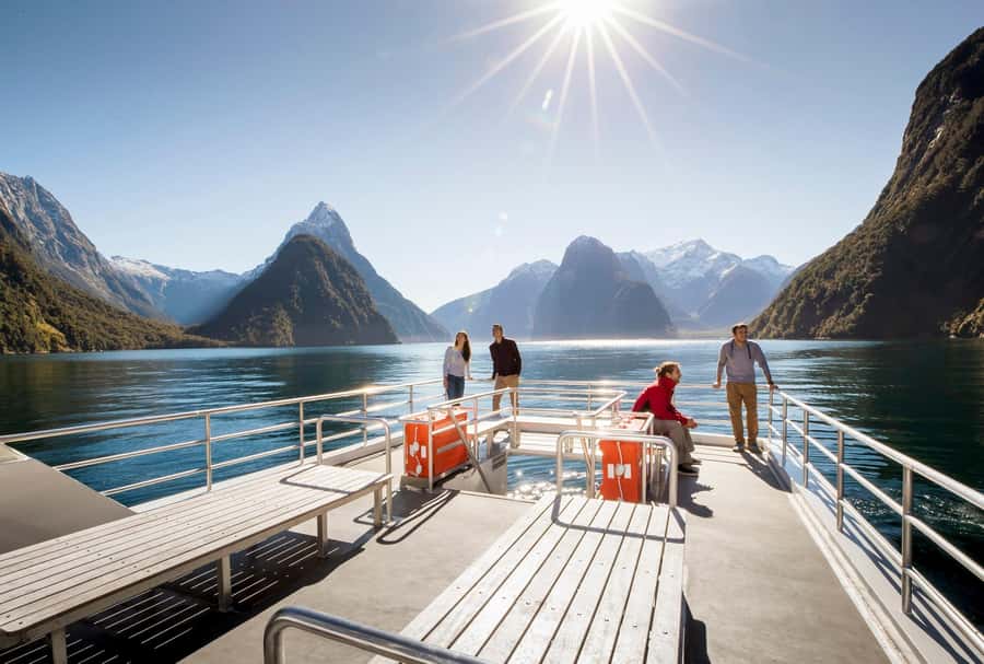 From Te Anau: Milford Sound Premium Bus Tour and Cruise - Who this Milford Sound day trip fits best