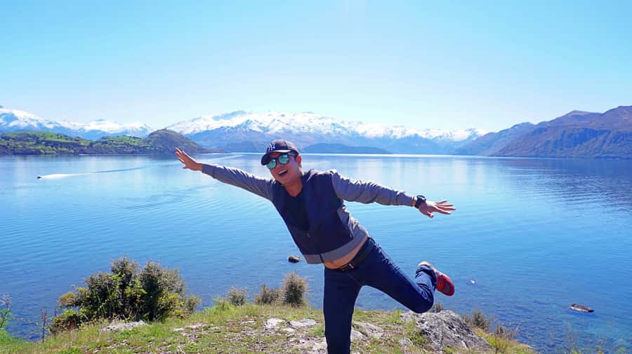 From Wanaka: Ruby Island 1-Hour Cruise and Photo Walk - Cruising Lake Wanaka: short time, big payoff