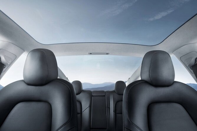 Full Day Customisable Tour with Driver & Luxury Car Unlimited Kms - Key highlights you can plan around
