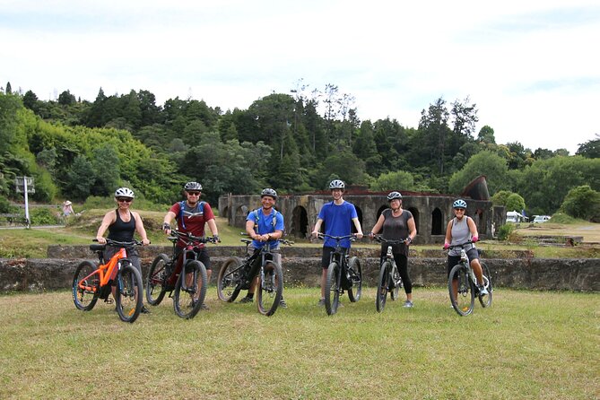 Full Day Ebike Tour in Karangahake Gorge (ex Auckland) - Waikato region transfer: scenic riding fuel before you even mount the bike