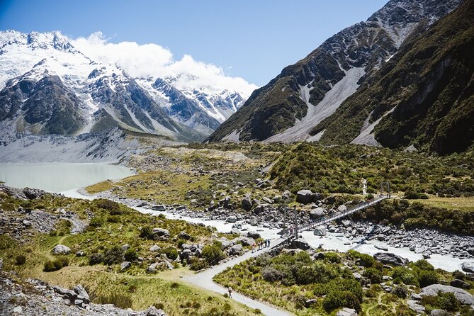 Full-Day Guided Sightseeing Tour of Mount Cook from Queenstown - Mt Cook Village free time: what you can actually do in 3.5 hours