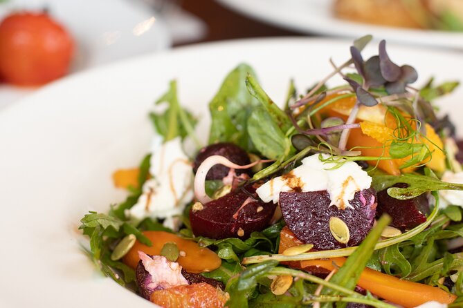 Full-Day Wine Tasting Tour in Auckland with 3-Course Vineyard Lunch - The fourth West Auckland winery stop: more variety, more contrast