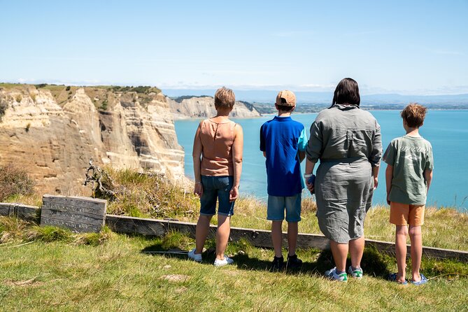Gannet Safaris Overland tour to Cape Kidnappers Gannet Colony - What to pack and what to wear for a bumpy, bird-filled ride