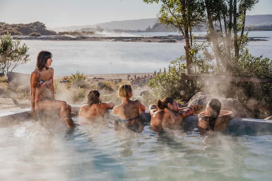 Geothermal Mineral Baths Experience: Pavilion Pools for 12+ - Staying comfortable in very hot water, and using cold showers the smart way