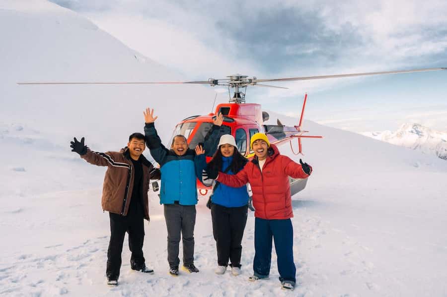 Glenorchy: 25-30 Minute Snow Landing Helicopter Experience - Price and what you get for $215