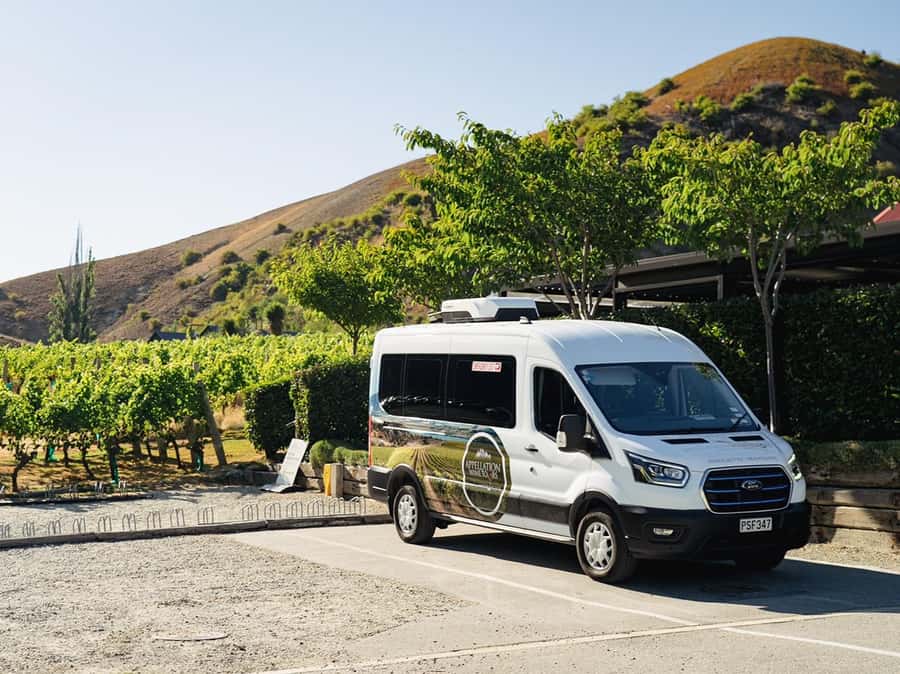 Gourmet Food and Wine Tour with Lunch and Wine Tastings - Queenstown pickup and the “full day, easy mode” flow