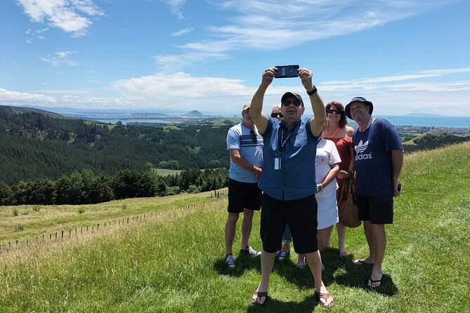 Guided Māori History and Culture Tour to Rotorua and Tauranga - Tauranga: the arrival story and a navigational compass