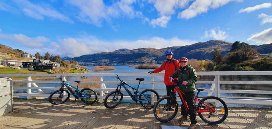 Guided Scenic E-bike Tour - Ride to the Lake - 3 hours on pedal assist: what the pacing feels like