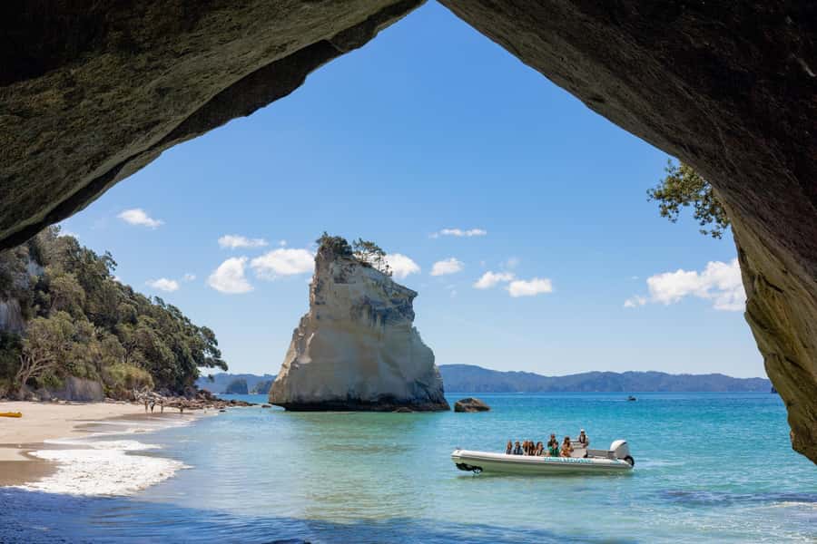 Hahei Explorer Cathedral Cove Boat Tour - Hahei Beach Departure: easy start, great timing