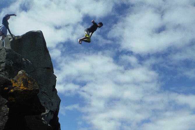 Half-Day Kayak to the Maori Rock Carvings in Lake Taupo - The break in the middle, plus swim or rock jump time