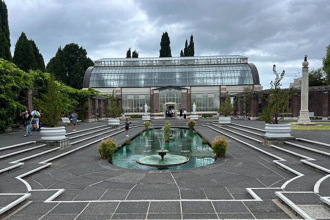 Half-Day Tour: AUCKLAND CITY Highlights with Hotel Pickup - Mount Eden 360-degree views and a coffee break with the city below