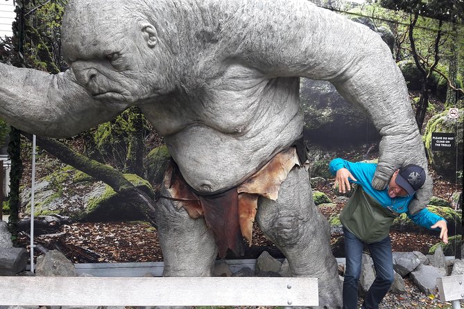 Half Day Tour of Wellington - Wētā Cave: special effects props, plus a useful reset
