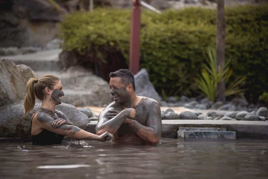 HELL'S GATE Mud Spa, Rotorua - Group Day Tour Ex Auckland - Pickup timing and the long Waikato drive (plus where you go first)