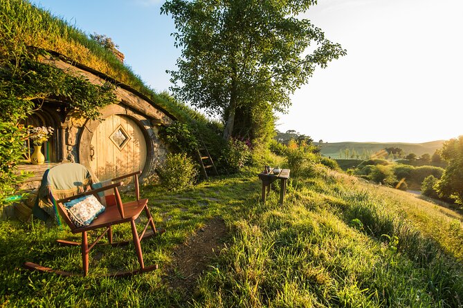 Hobbiton Movie Set day tour From Auckland - What to Wear and Expect: Walking Surfaces and Photo Tips