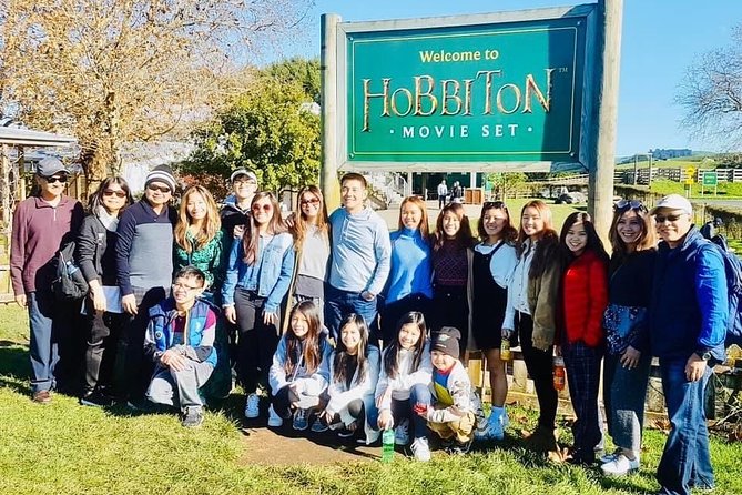 Hobbiton Movie Set Small Group Fully Guided Day Tour from Auckland - FAQ