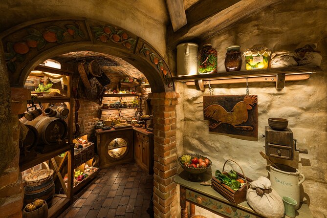 Hobbiton™ Movie Set Walking Tour from Shires Rest - Time for photos, shopping, and how to avoid the gift-shop pinch