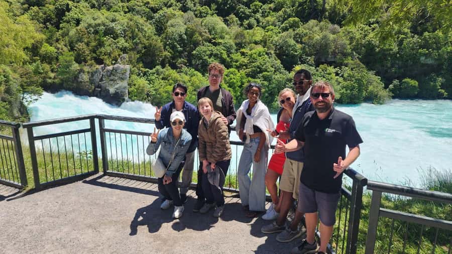 Hobbiton, Waitomo, Rotorua & Taupo 2-Day Tour from Auckland - Rotorua overnight plus Wai-O-Tapu geothermal highlights on day two