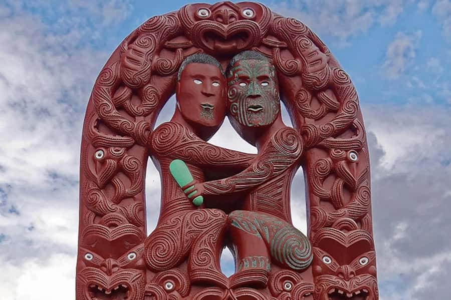 Hobbiton, Waitomo, Rotorua & Taupo 2-Day Tour from Auckland - What to bring: shoes, weather gear, and the stuff that saves time