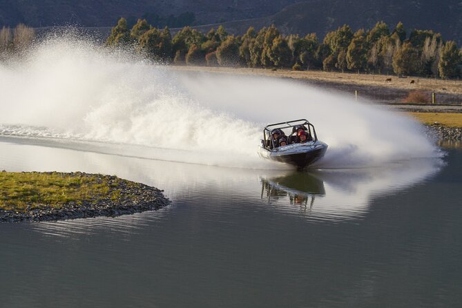 Jet Sprint Boating in Gibbston Valley, Queenstown - Why Oxbow Jet Sprints feel different than “regular” jet boating