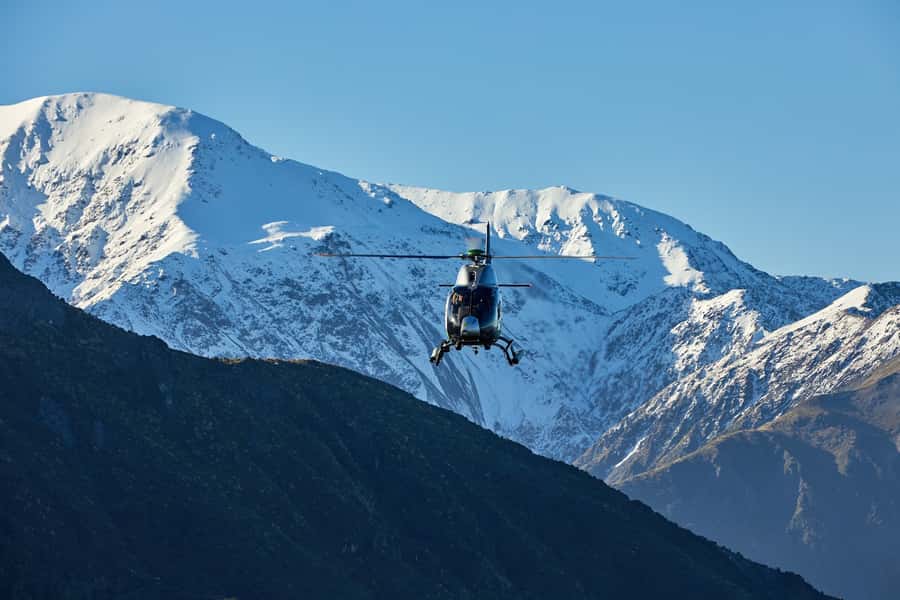 Kaikōura: 45-Minute Whale Watching Helicopter Tour - Why Kaikōura’s Whale Flight Feels Different Than Usual Wildlife Watching