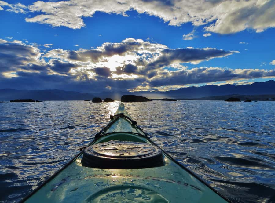 Kaikoura: Sunset Evening Kayaking Tour - Who this tour suits best, and who should skip it