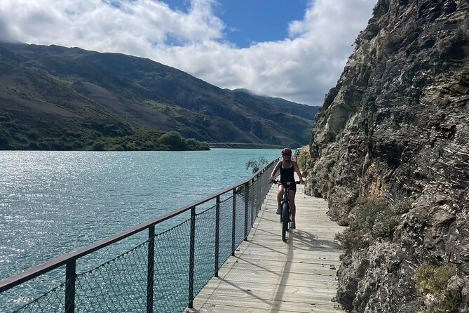 Lake Dunstan Cycleway Bike Rental And Return Shuttle - Who This Is For: Families, Friends, and Confident Cyclists