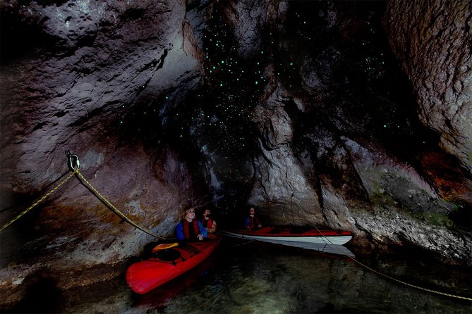 Lake Rotoiti Evening Kayak Tour including Hot Springs, Glowworm Caves and BBQ Dinner - Evening kayak on Lake Rotoiti: why the 3:30 pm start hits different