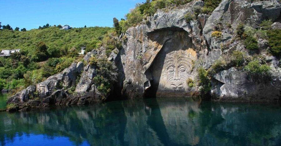 Lake Taupo: Maori Rock Carvings 10.30 AM 1.5-Hour Cruise - Weather reality check: when you might not see the carvings