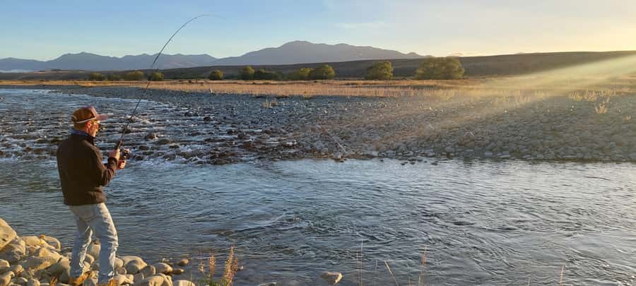 Lake Tekapo Fishing Tour - Two hours of coaching: equipment, technique, and a guide who adjusts