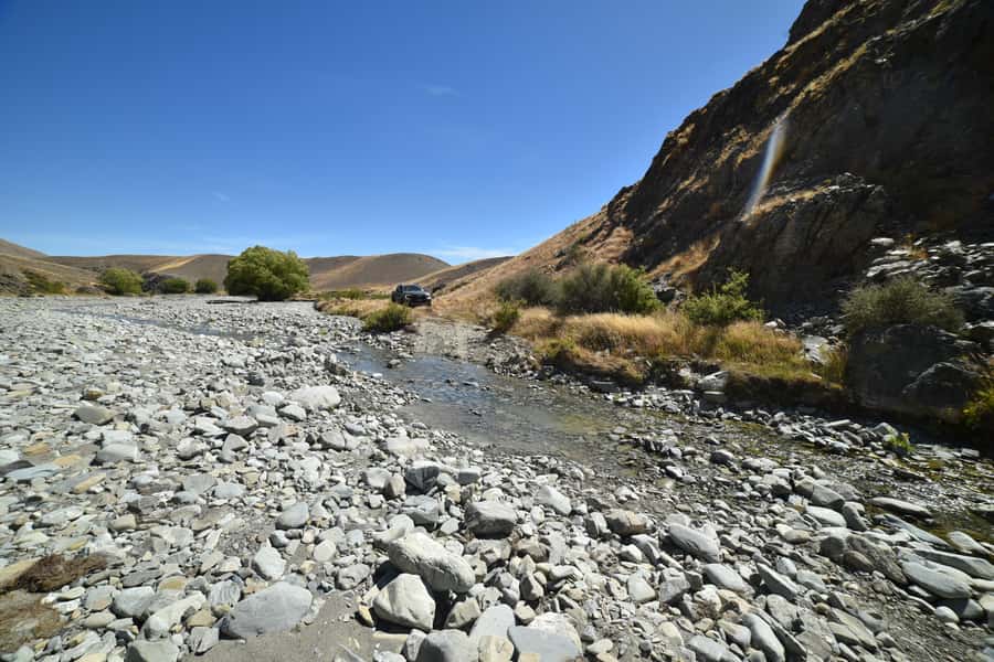 Lake Tekapo Guided 4WD Tours (Small Group, Carbon Positive) - Birds at the tarns, Mount Edward, and the Tekapo saddle photo moment