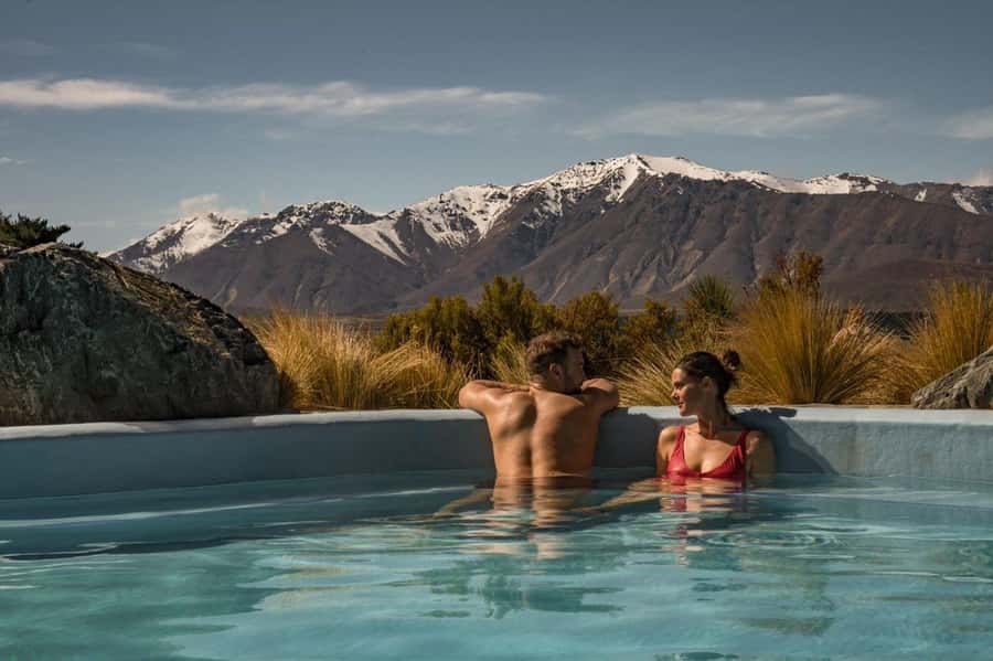 Lake Tekapo: Single Day Multiple Entry Pass for Hot Pools - Facilities that make it easier to relax (not just soak)