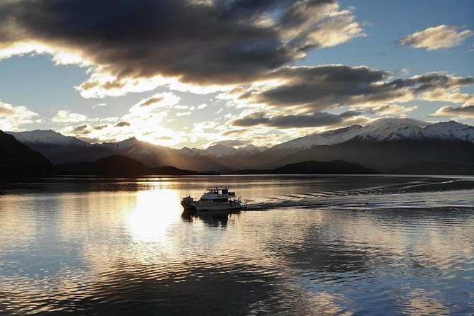 Lake Wanaka 1-Hour Cruise Including Wine and Cheese - Who this cruise is best for in Wanaka