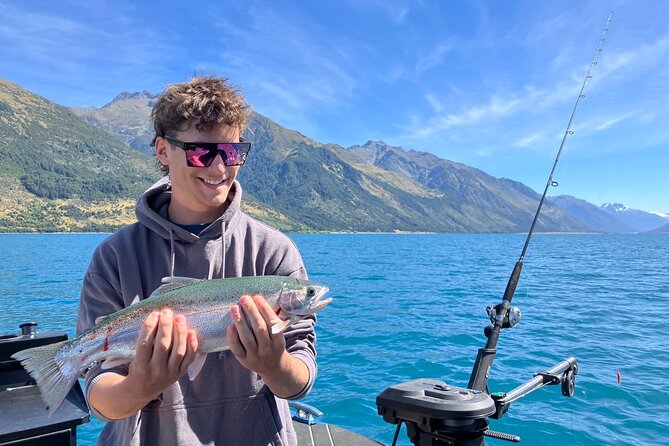 Lake Wānaka: 3 hour Fishing Adventure by Boat - Keeping your catch: clean, vacuum packed, and ready to go