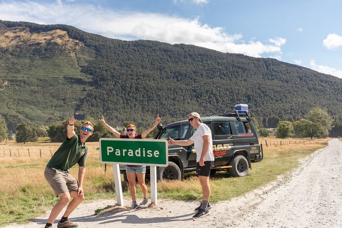 Lord of the Rings Scenic Tour - Glenorchy (half day) - Hot drinks and cake on the way back, plus why the guide matters