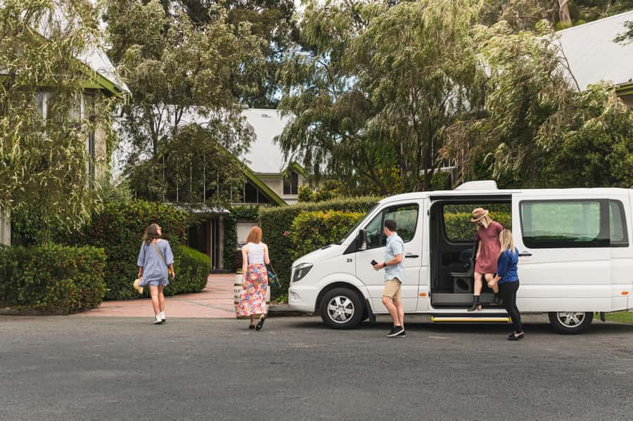 Marlborough: Wineries Visit with Tastings and 2-Course Lunch - The tasting pace: four stops, one smooth flow, less stress for you
