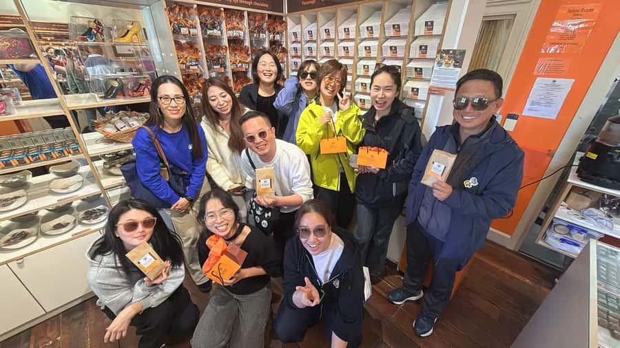 Martinborough Wine and Food Tour with Lunch from Wellington - Should you book the Martinborough Wine and Food Tour from Wellington?
