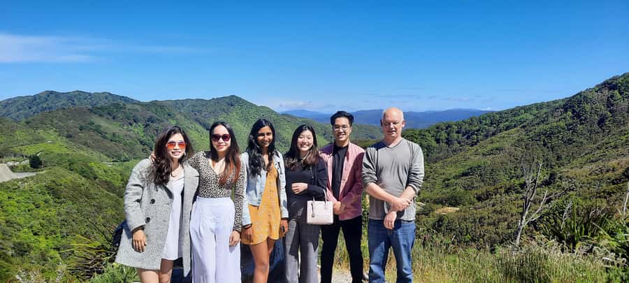 Martinborough Winery and South Wairarapa Wild Coast Tour - Lake Ōnoke (Lake Ferry) walk at sunset, then dinner at the Lake Ferry Hotel