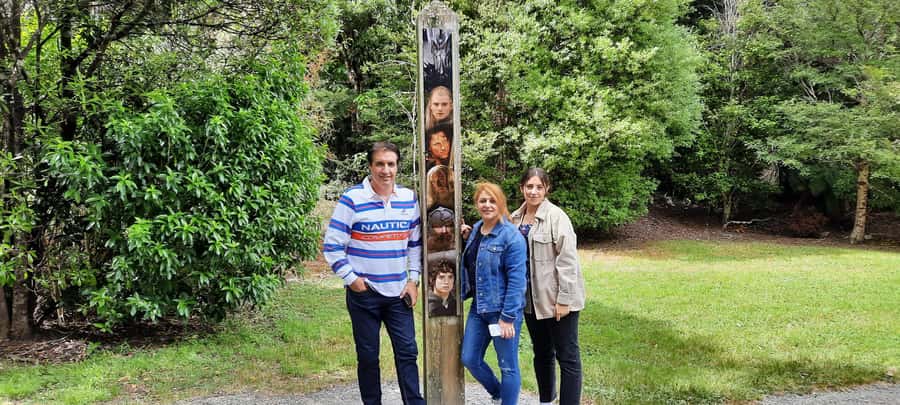 Martinborough Winery and South Wairarapa Wild Coast Tour - Martinborough at Poppies: cellar door tastings and a vineyard lunch