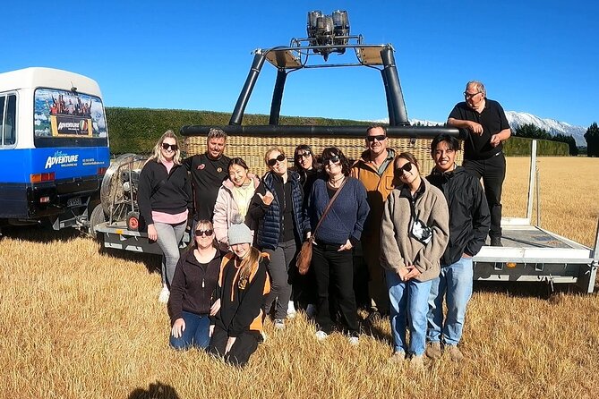 Methven-Mt Hutt Scenic Hot Air Balloon Flight - Balloon prep on the ground: safety briefing and helping out