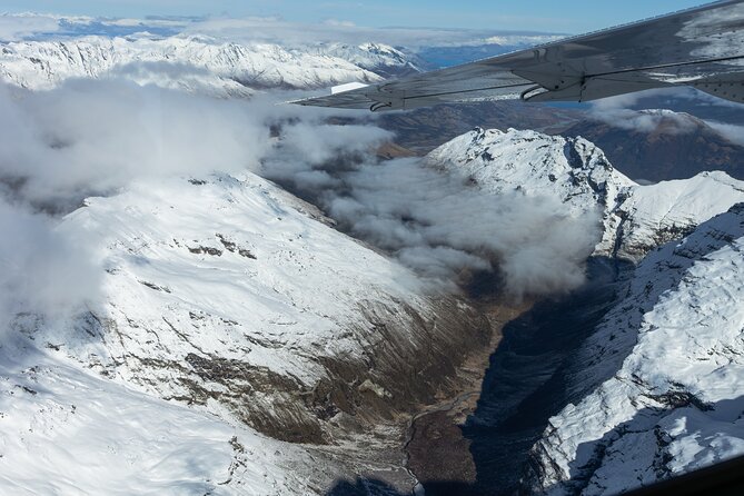 Milford Sound and Big Five Glaciers Scenic Flight - The pre-flight briefing that helps you read the view