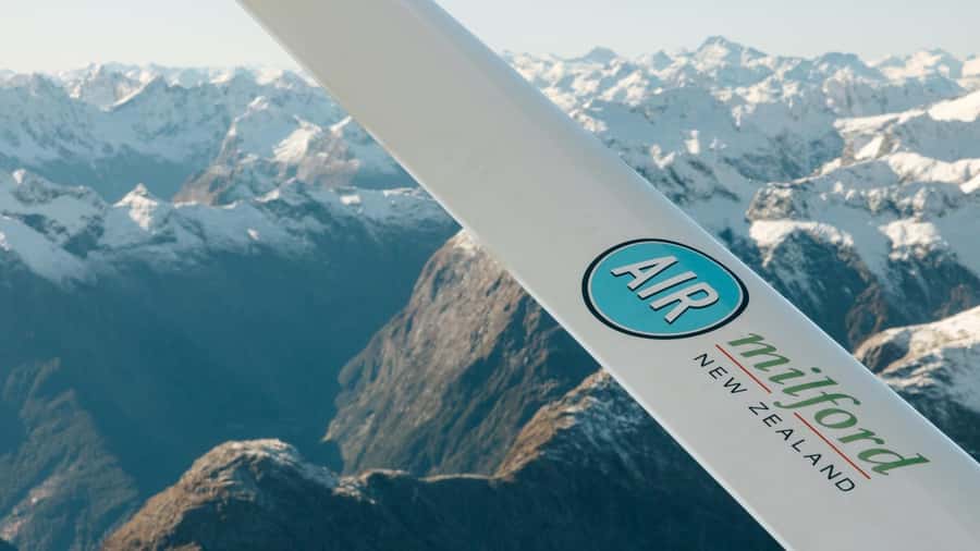Milford Sound & Big 5 Glaciers Scenic Flight from Queenstown - Pilot Commentary: Stories You Can Use, Not Just Sightseeing