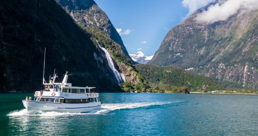 Milford Sound: Boutique Small-Boat Cruise - Key moments you’ll remember