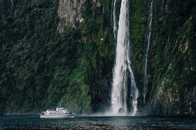 Milford Sound Coach, Cruise and Flight Sightseeing Tour from Queenstown - Morning Pickup from Queenstown to Te Anau